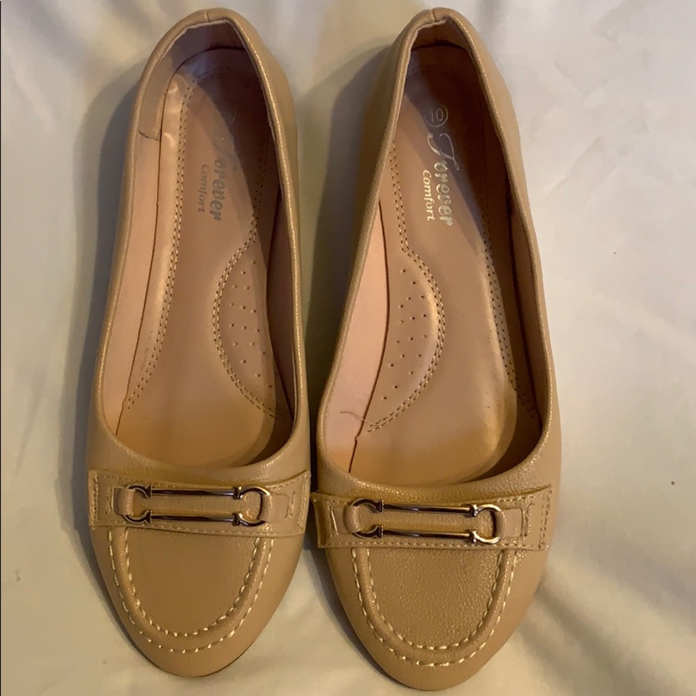 Women’s shoes